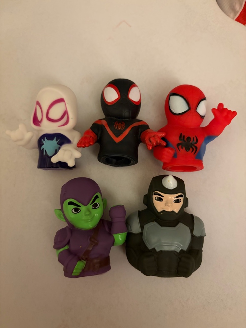 Spidey and his amazing friends finger puppets